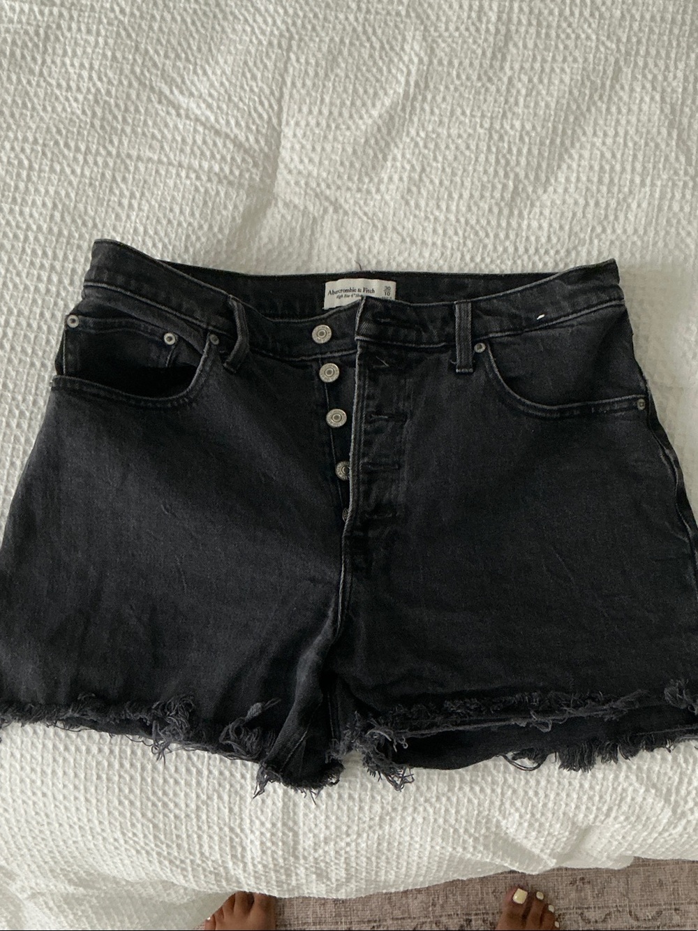 Abercrombie & Fitch Black 4 Inch High Rise Shorts
